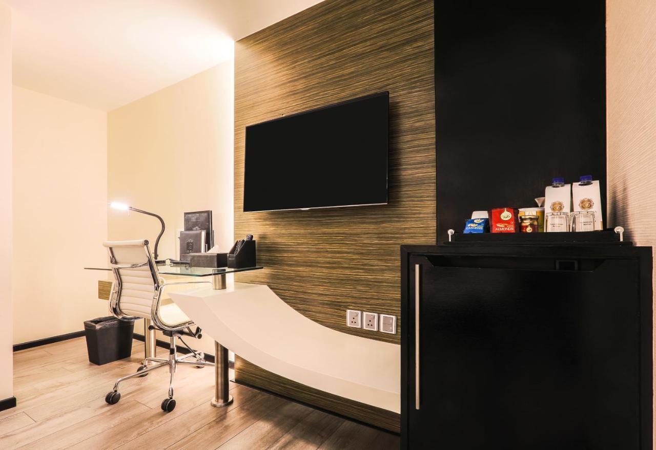 The Empresa Hotel Mumbai Ngoại thất bức ảnh